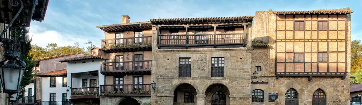 D&oacute;nde dormir en Santillana del Mar