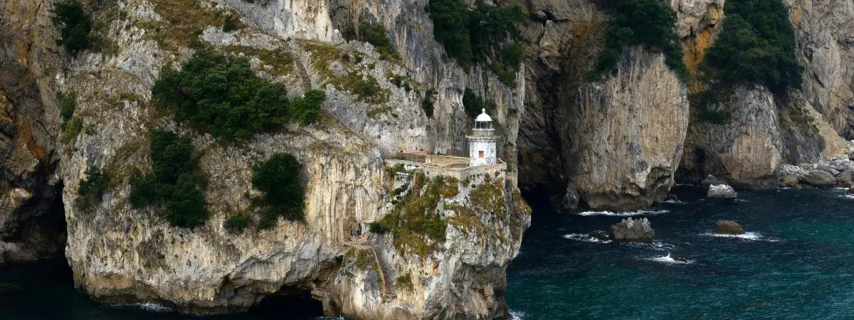 faro del caballo
