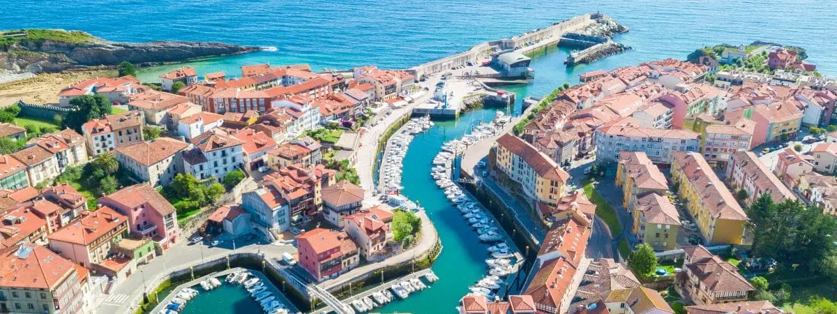 Llanes