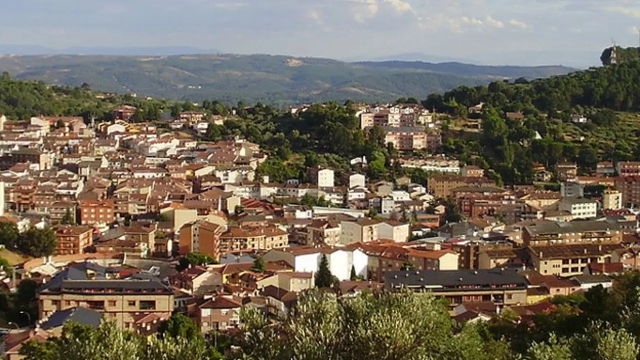 Panor&aacute;mica de Arenas de San Pedro