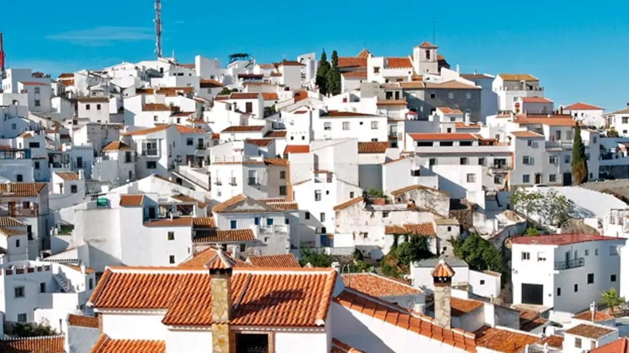 D&oacute;nde dormir en Comares