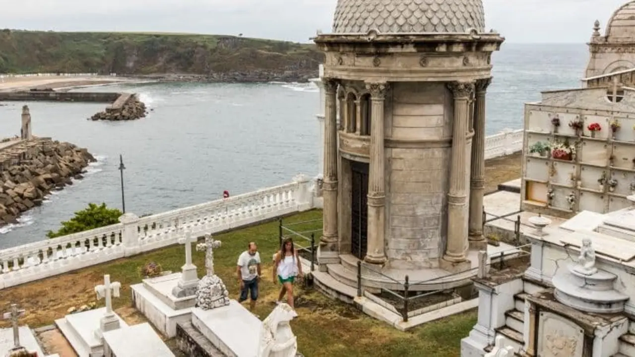Luarca Cemetery