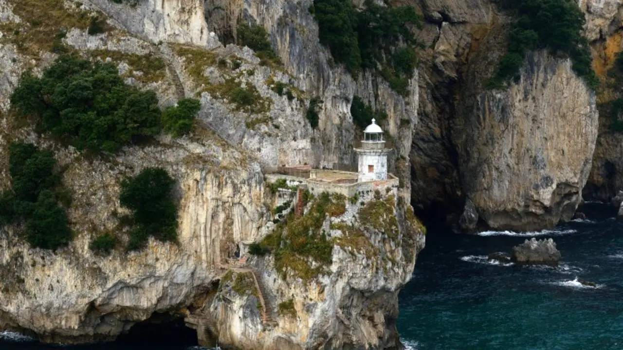 faro del caballo