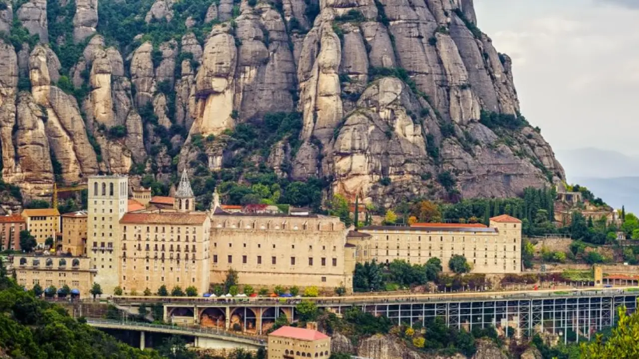 montserrat