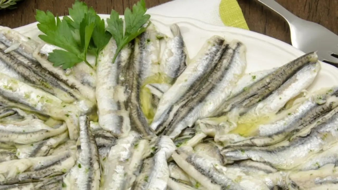 anchovies vinegar