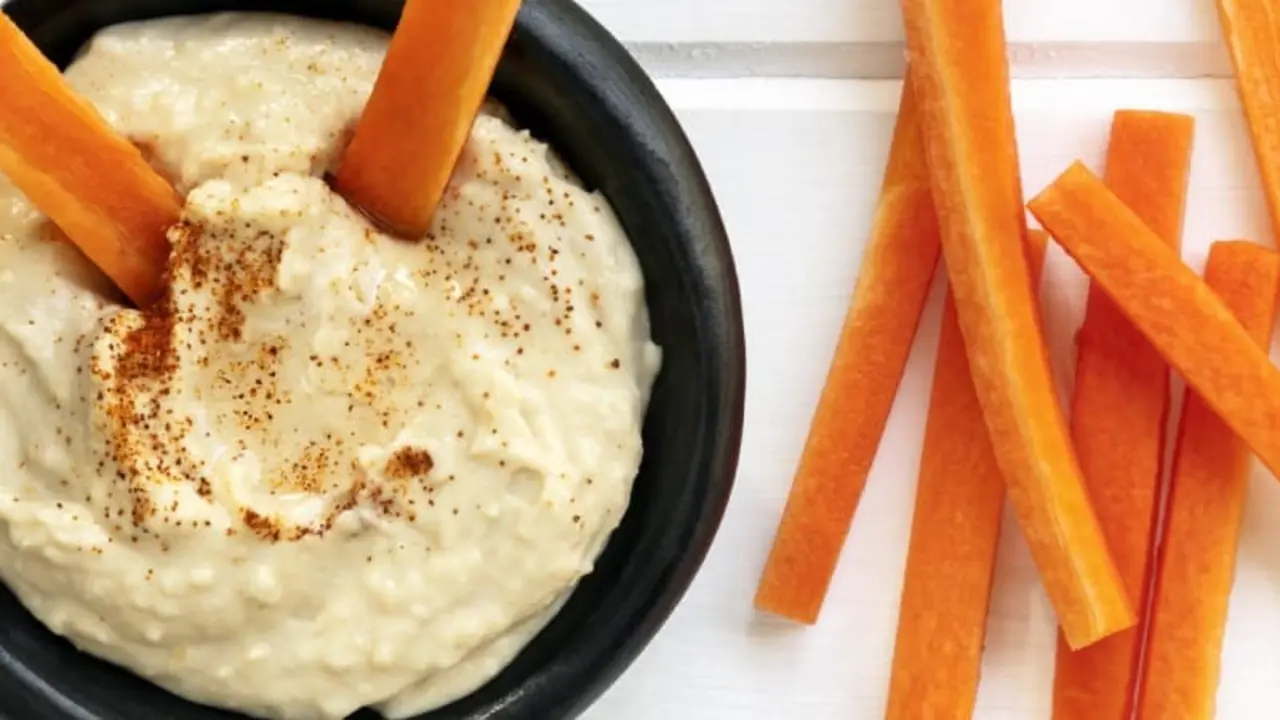 Hummus. | Shutterstock