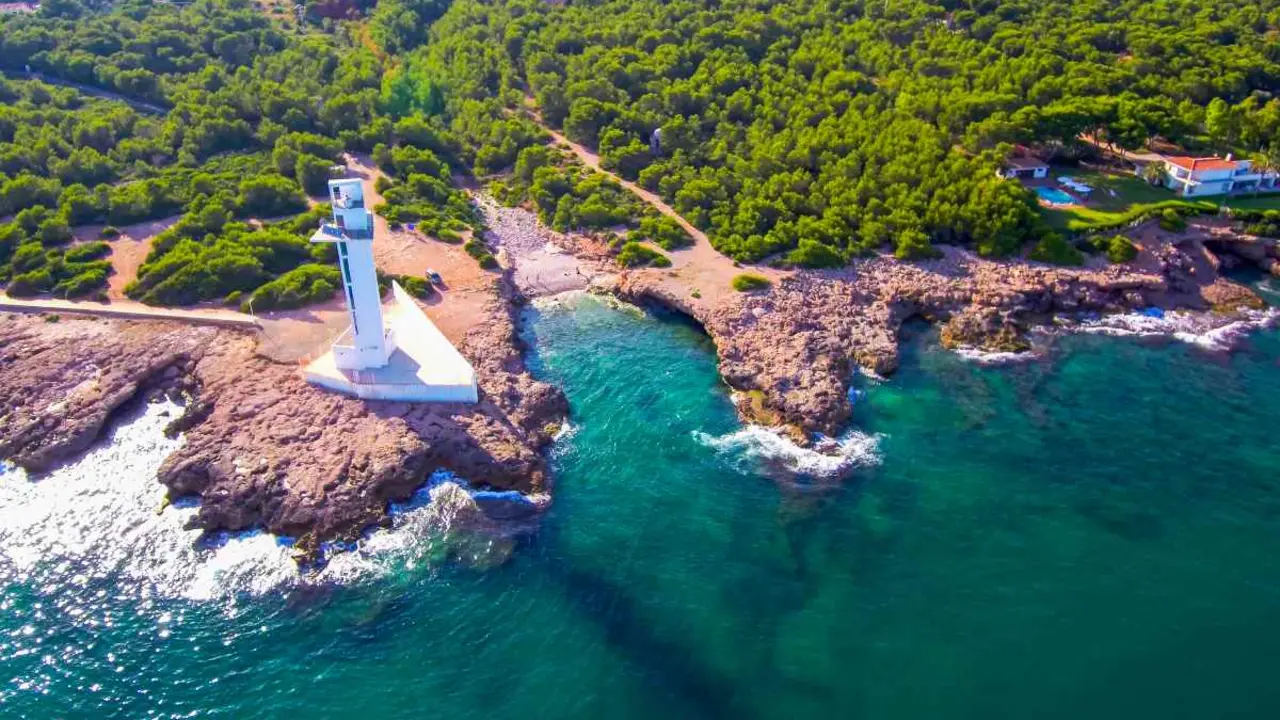 Irta Lighthouse in Alcossebre. | Shutterstock