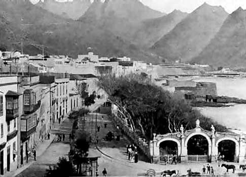 Imagen antigua de la Alameda del Duque de Elena