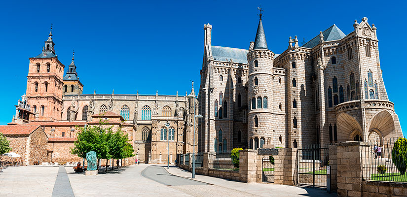 imagen_blog_internacional_Route of Cathedrals in Castile and León_catedral-de-astorga_bi