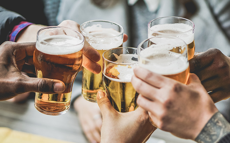 Wine vs. Beer calorie count. Which one is better?