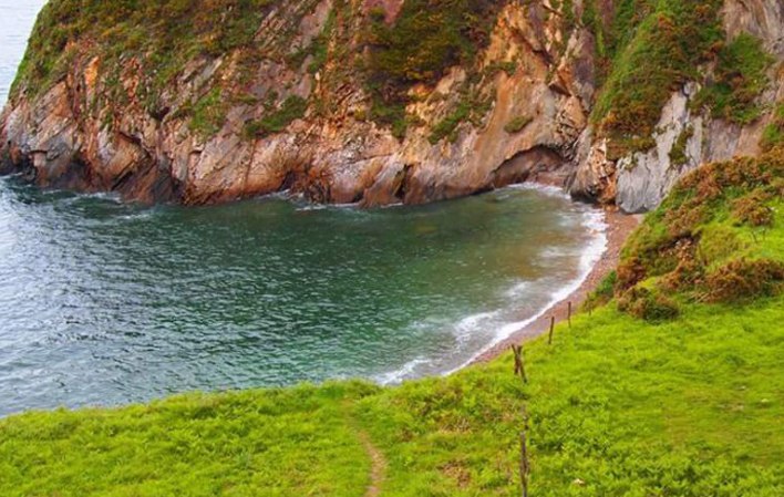 Cala Salencia en Novellana