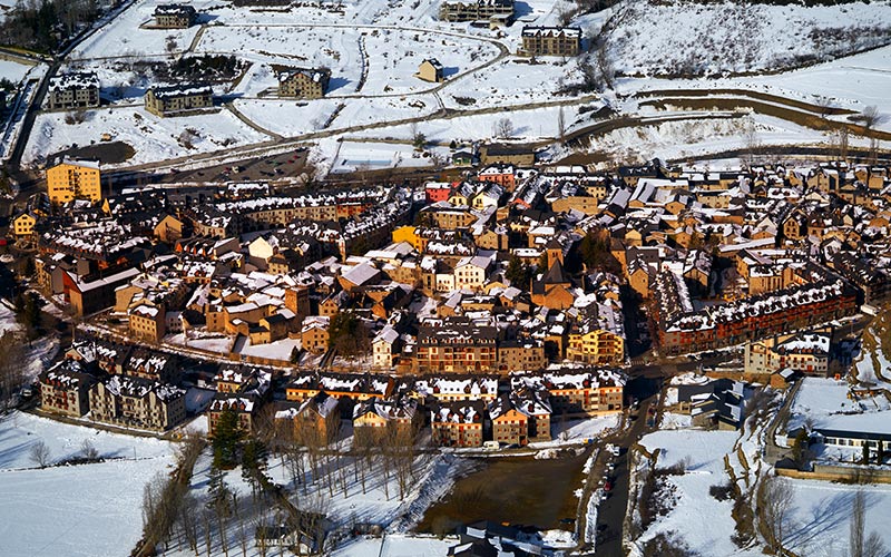 Fairy-Tale Spanish Towns to Visit at Christmas: Benasque
