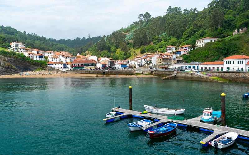 Tazones
