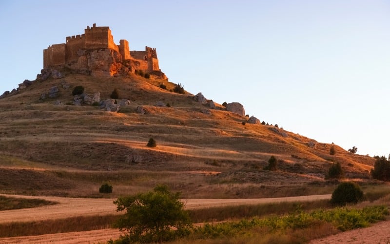 Extremo del alcázar desde la llanura de Gormaz