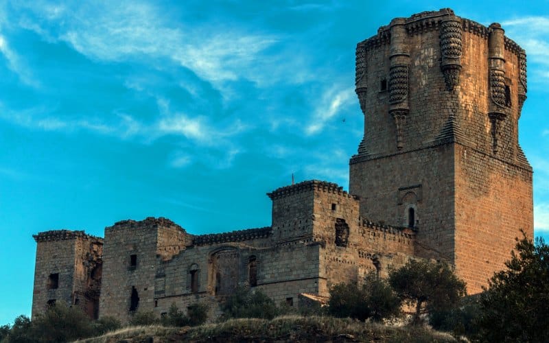 La torre del homenaje acapara la atención del castillo de Belalcázar