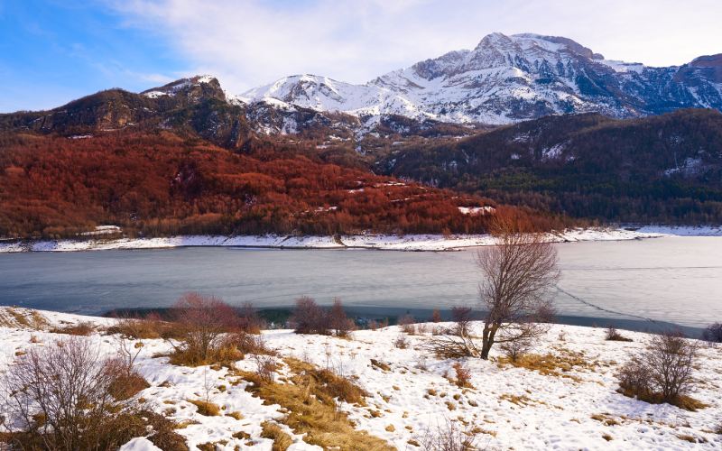 Embalse de Bubal en el valle de Tena
