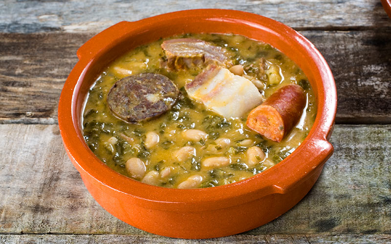Cocido montañés