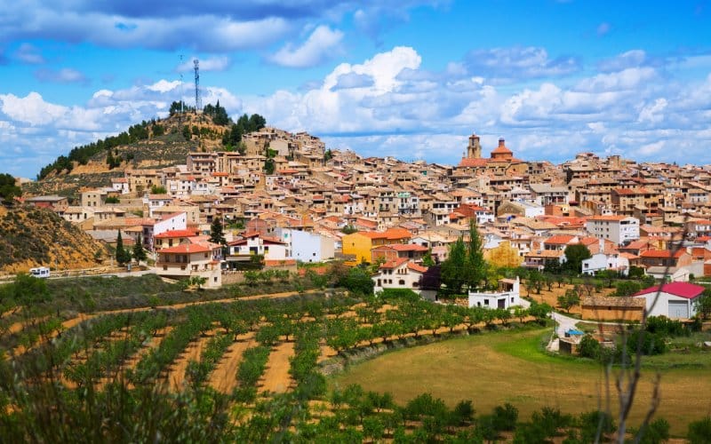 Calaceite destaca por sus calles y casas de piedra