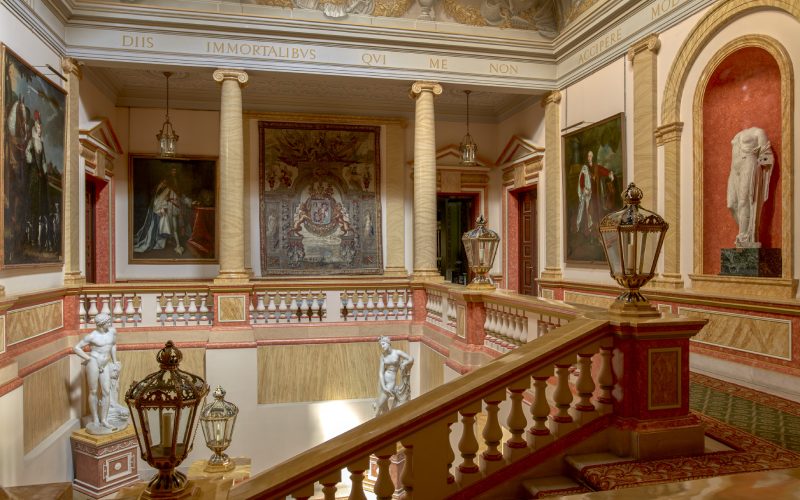 Escalera principal del Palacio de Liria
