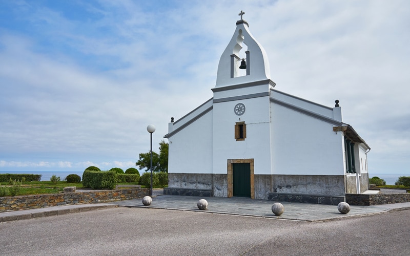 Ermita de San Agustín, Ortiguera