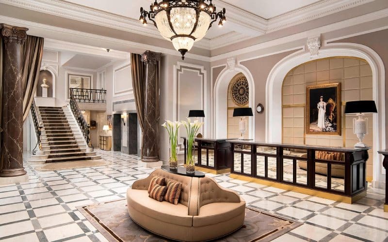 Lobby del Hotel María Cristina en Donosti