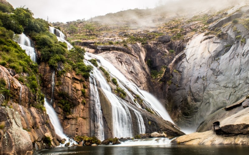 Ézaro waterfall