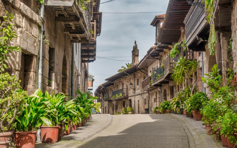 The streets of Camino Real