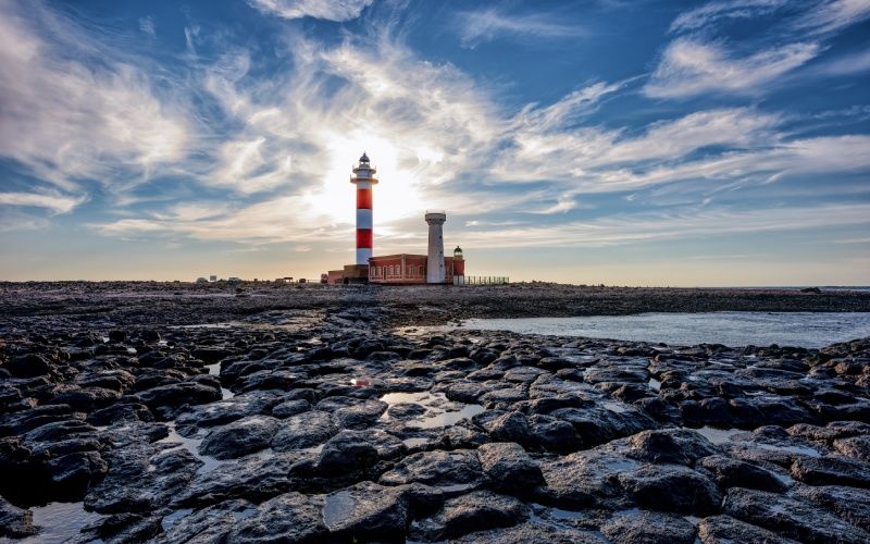 Tostón Lighthouse