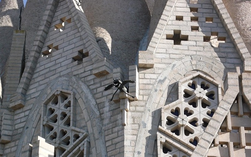 Details of the external facade of the shrine