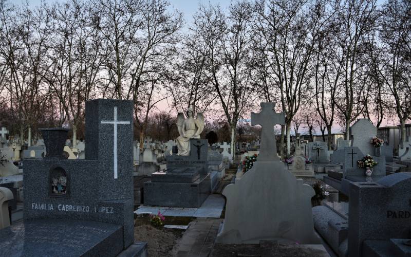 Almudena Cemetery