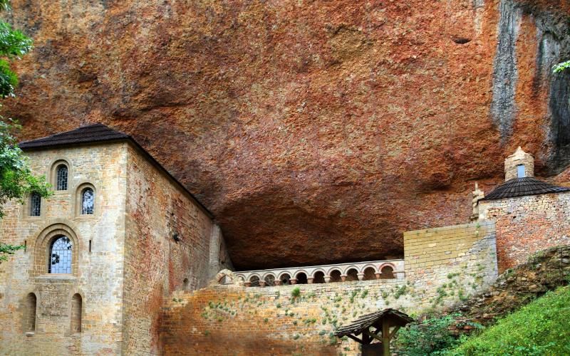 San Juan de las Peñas Monastery