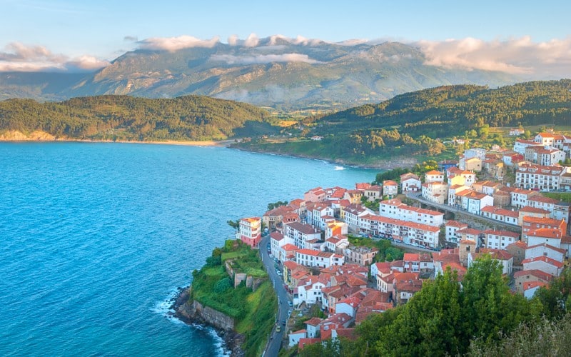 Lastres