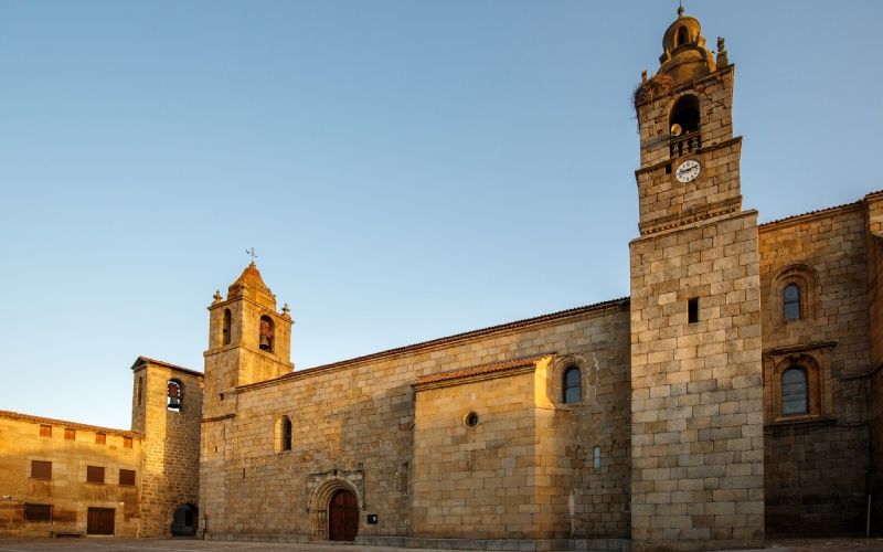 San Felices de los Gallegos
