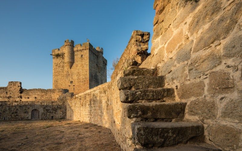 castle of san felices de los gallegos