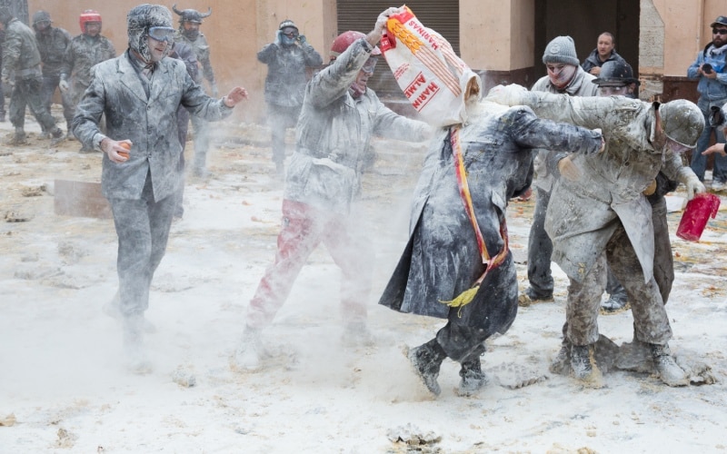 flour battle festivals