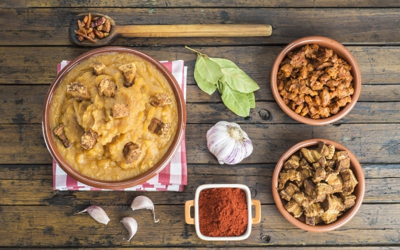 patatas revolconas cuisine