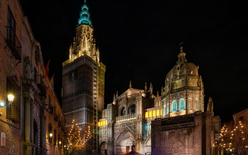 Toledo Cathedral at night