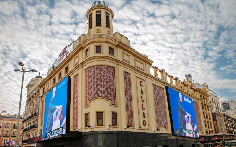 A great building with screens as seen from below