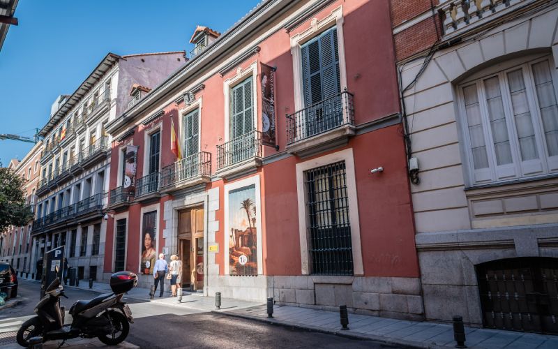 A red building