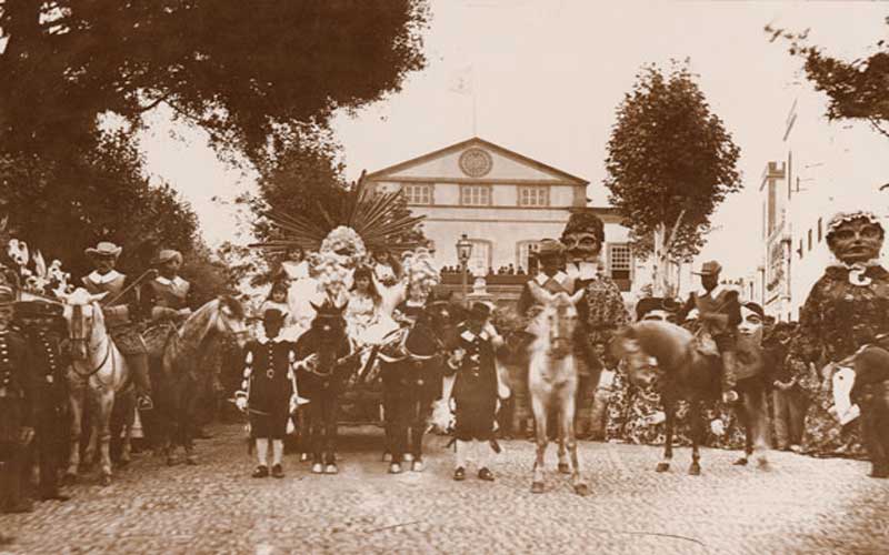 A carnival parade in Las Palmas
