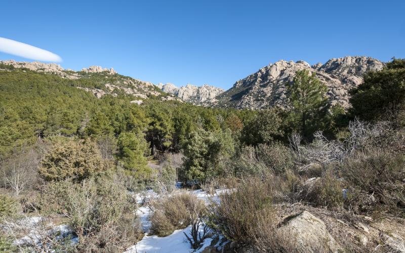 Sierra de Guadarrama, with Cancho de los Muertos at the background