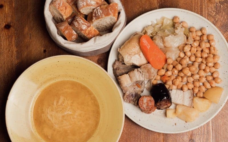Cocido madrileño, a typical dish from Madrid