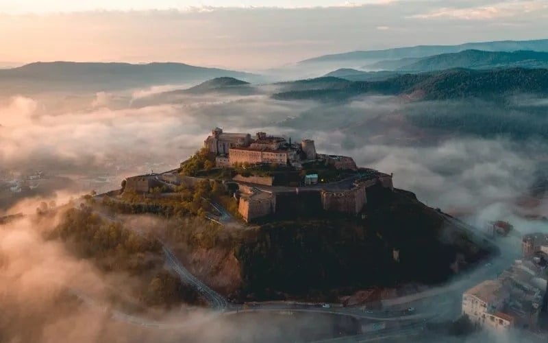The castle of Cardona, where the Salt Mountain is located