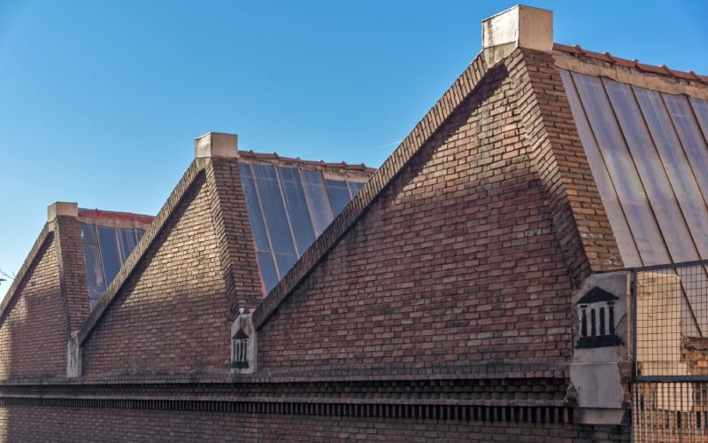 The building that hosts La Neomudéjar, one of the unknown museums of Madrid