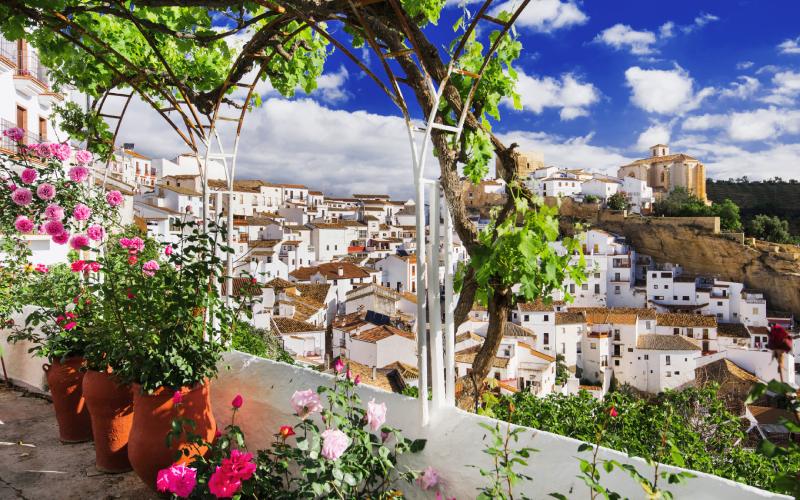 Setenil de las Bodegas, one of the white villages of Andalusia