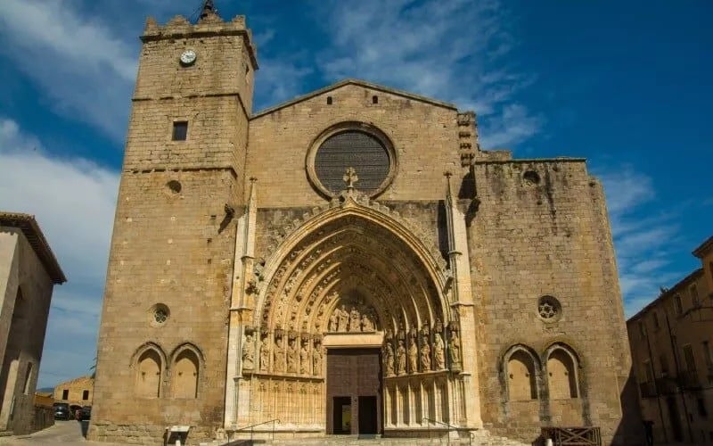 Church of Santa Maria Basilica of the castle of Empúries