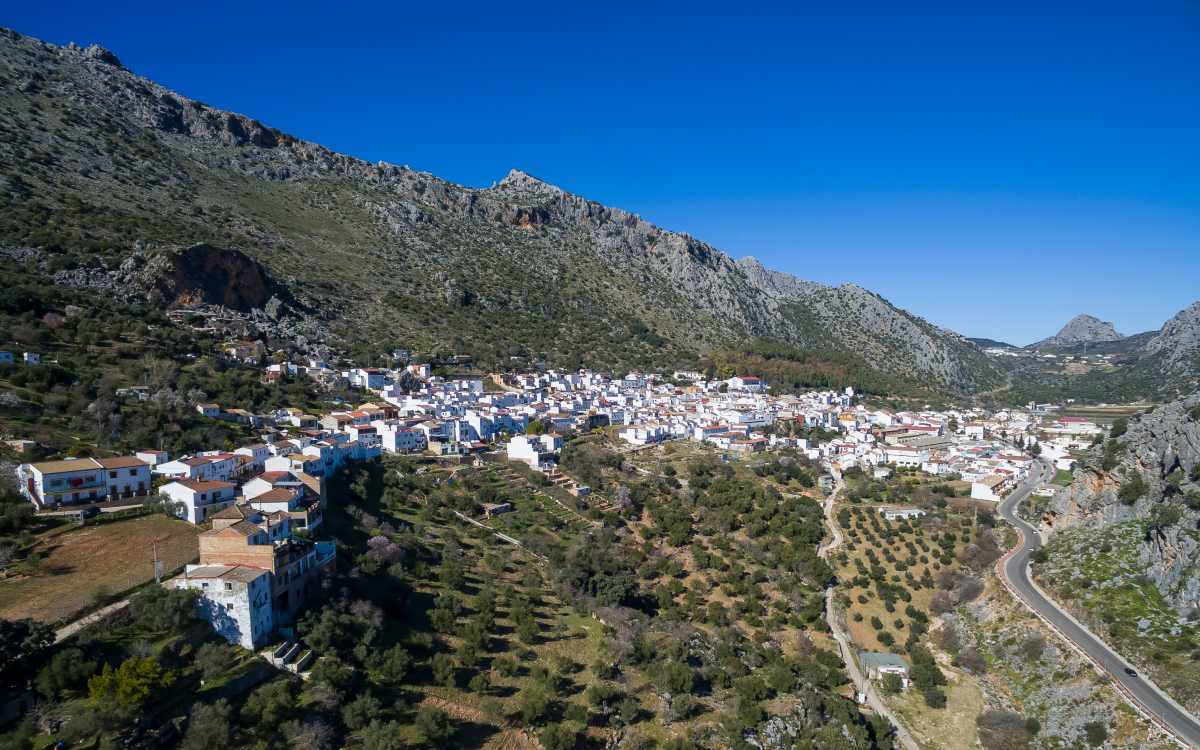 Benaoján.
