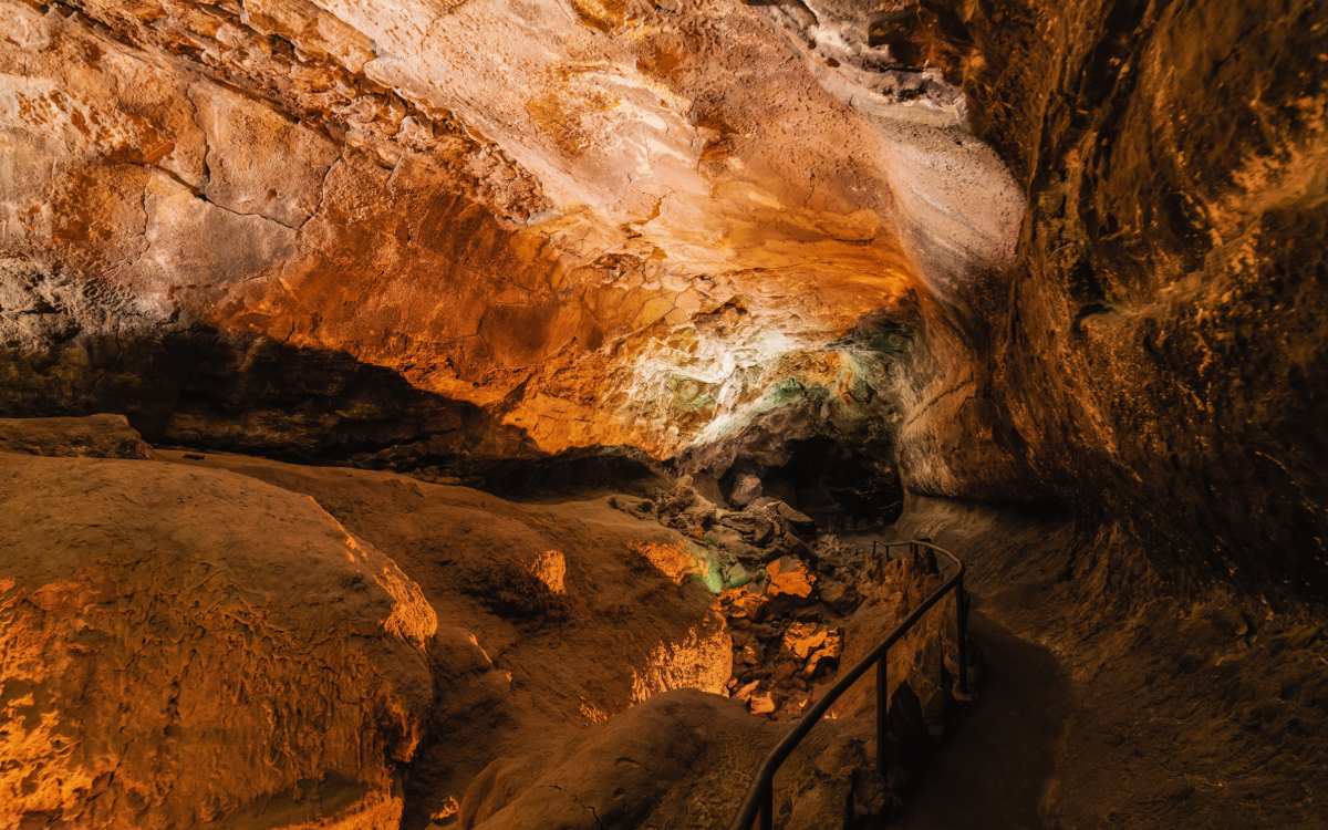 Cueva de los Verdes.