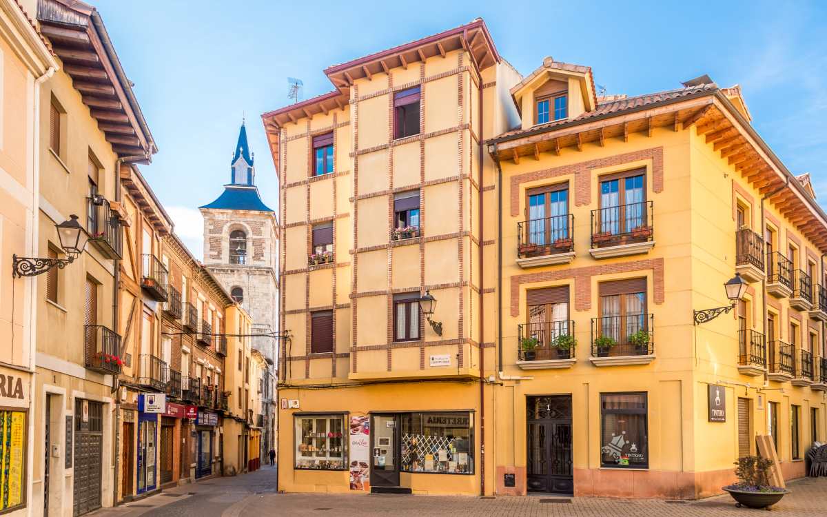 León.