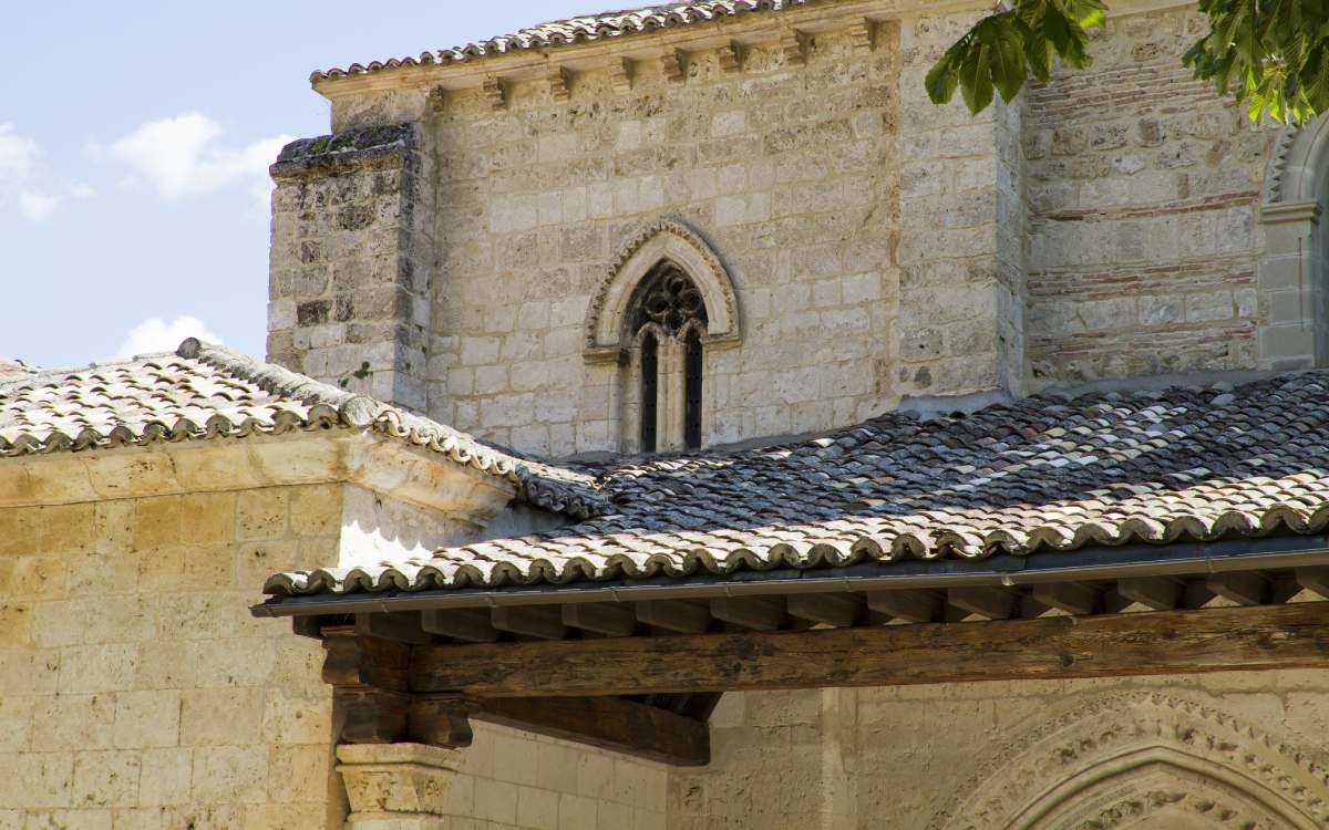 Close view of Church of Santa María de la Peña.